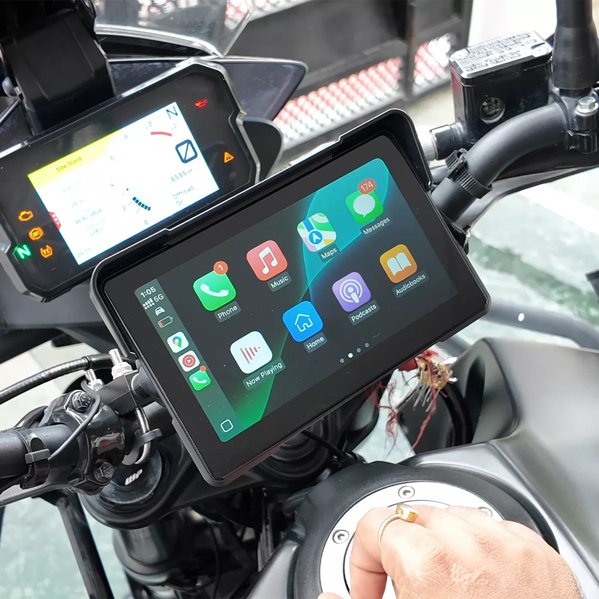C7 – Schermo Moto 7" CarPlay Wireless & Android Auto, IP67